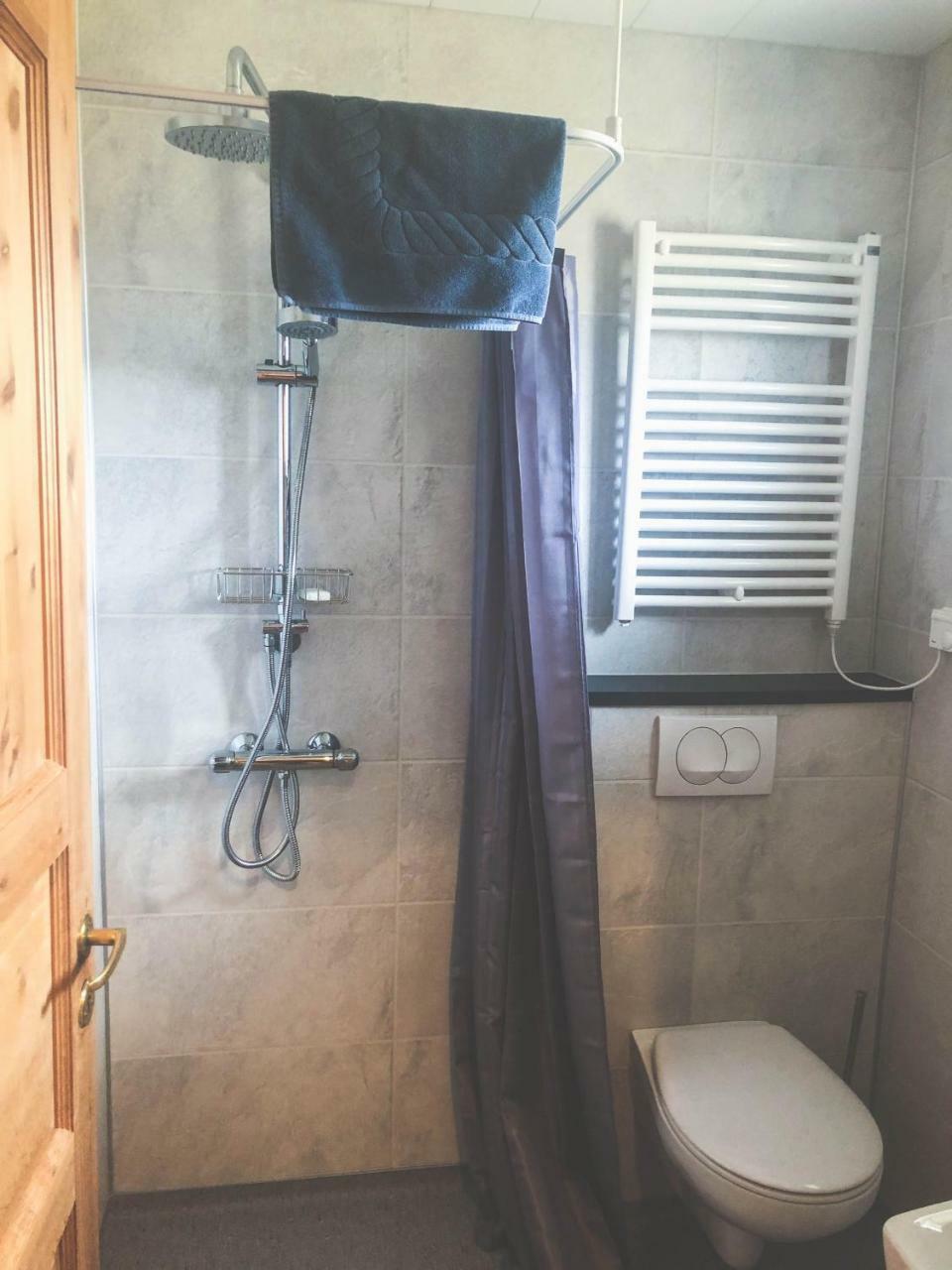 Guesthouse Skalafell Ngoại thất bức ảnh